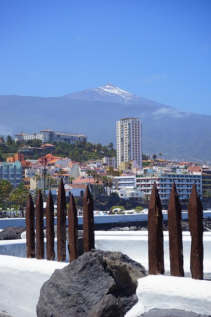 mapa conceptual de flujo de datos desde fuentes a lago y analítica